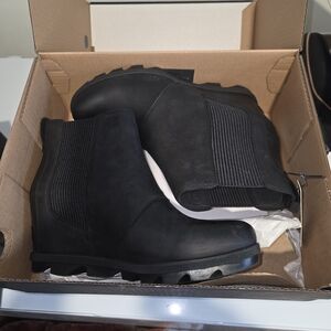 Sorel Women's Black Ankle Boots. Brand New! Never Worn! Sizes 7, 9